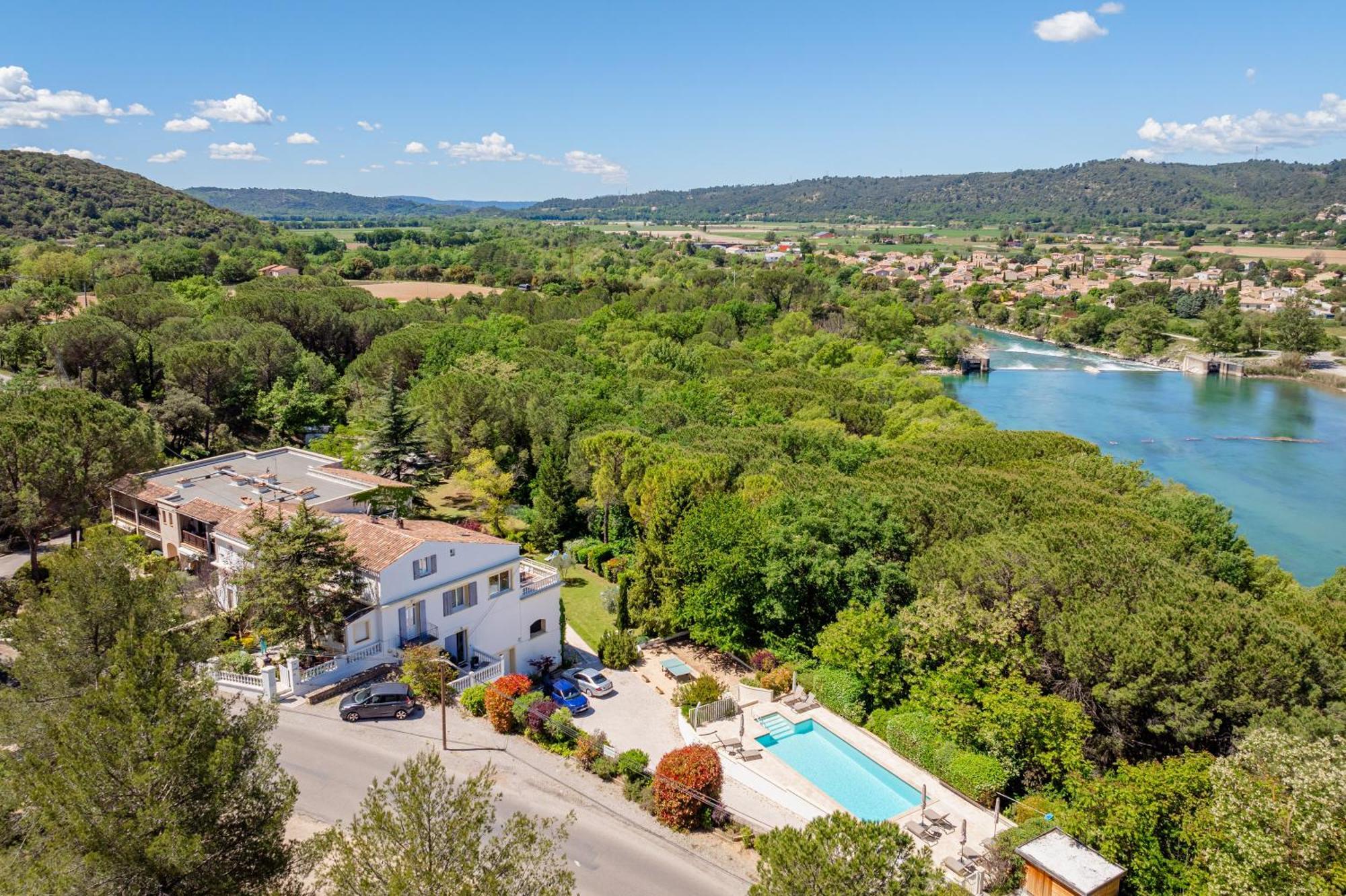 Residence Les Ecureuils Gréoux-les-Bains Exteriör bild
