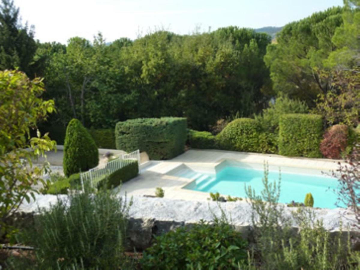 Residence Les Ecureuils Gréoux-les-Bains Exteriör bild
